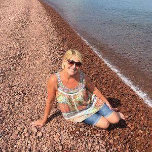 Meet your Posher, Denise